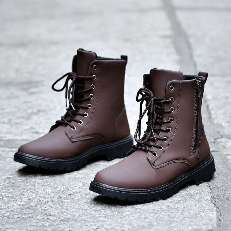 Botas de cuero con diseño alto de estilo británico