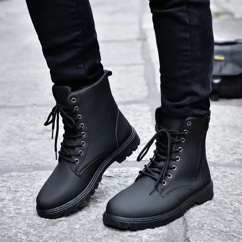 Botas de cuero con diseño alto de estilo británico
